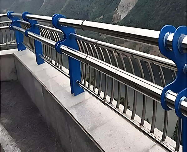 不锈钢复合管护栏 不锈钢复合管护栏